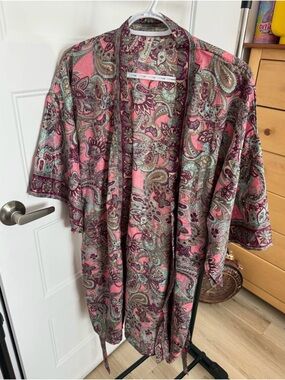 Aldo Pink Paisley Open Kimono